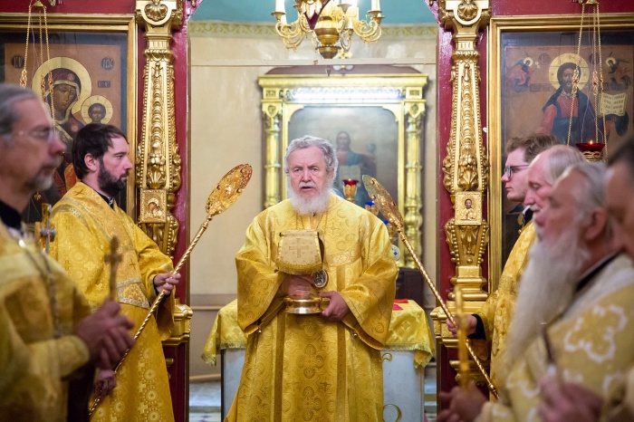 Архиерейское богослужение в Никольском храме г. Щёлково 