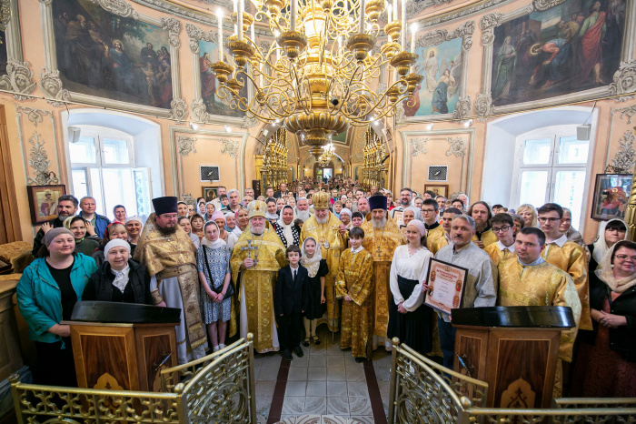 Архиерейское богослужение в Покровском храме города Щёлково