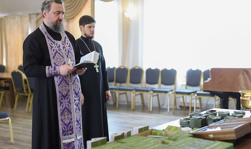 Освящение гуманитарной помощи от Оперативного штаба Балашихинской епархии