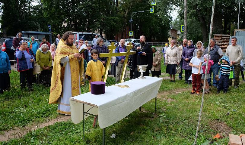 Освящение крестов для звонниц Знаменского храма села Ивановское