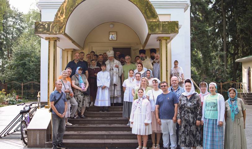 Архиерейское богослужение в Никольском храме Балашихи