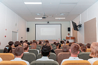 Беседа со школьниками в Щёлковском перинатальном центре