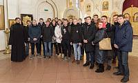Студенты Гидрометеорологического техникума Балашихи в храме Новомучеников и исповедников Церкви Русской