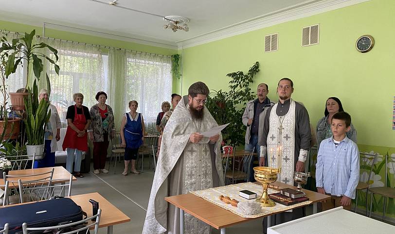 Освящение центра помощи семье и детям «Доверие» во Фрязине