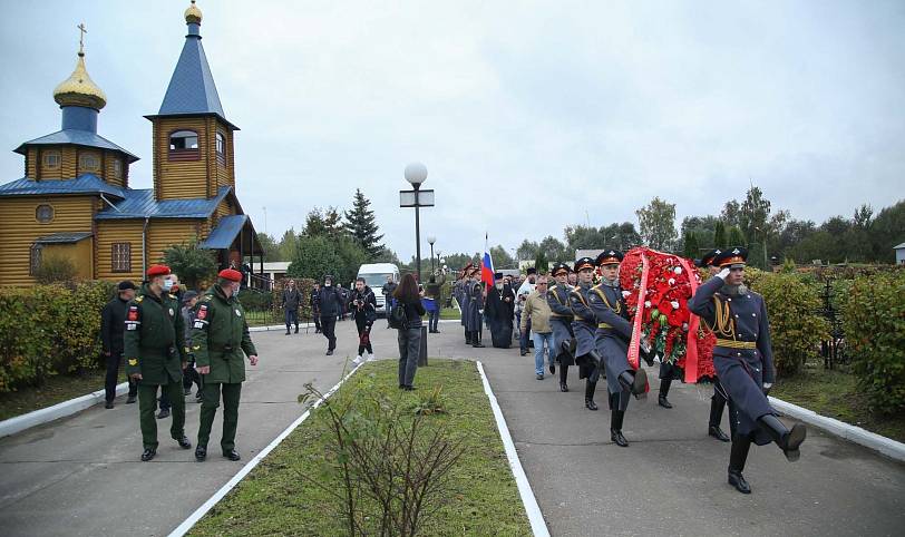 Траурный митинг на Богородском кладбище