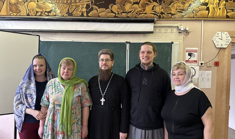 Освящение гимназии города Фрязино