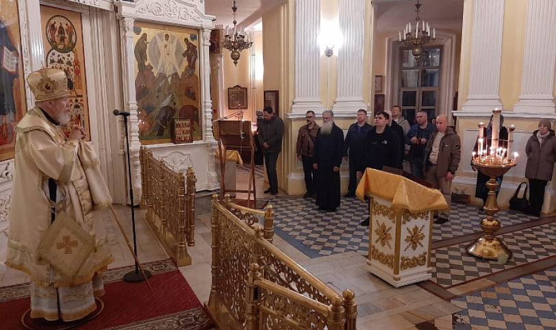 Архиерейское богослужение в Преображенском кафедральном соборе Балашихи
