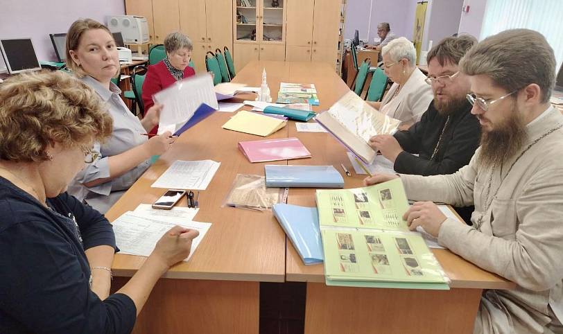 Заседание комиссии в Учебно-методическом образовательном центре городского округа Щёлково