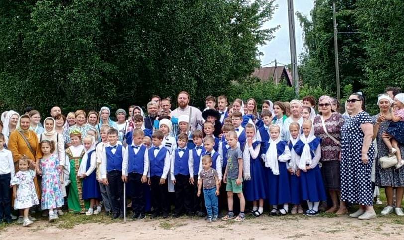 Паломничество детско-юношеского хора Орехово-Зуевского благочиния в Ярославль