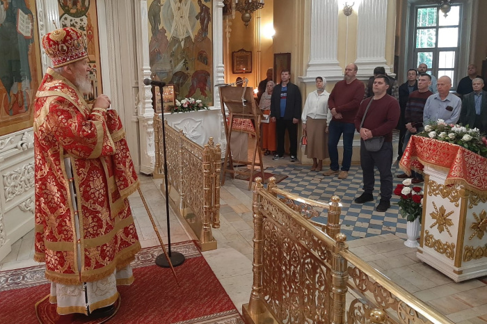 Архиерейское богослужение в Преображенском соборе Балашихи