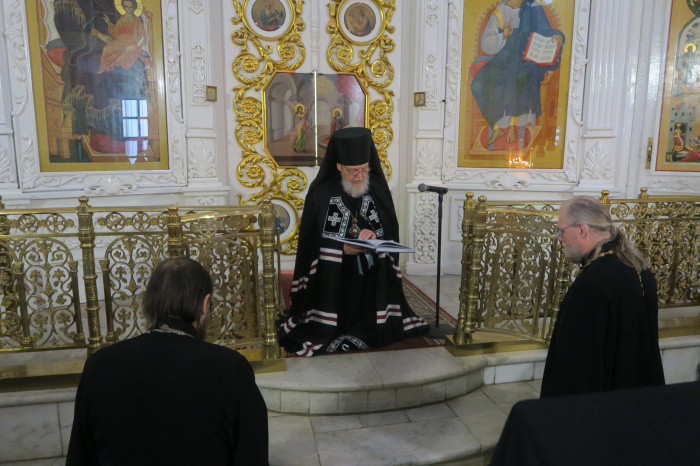 Прощёное воскресенье в Преображенском кафедральном соборе Балашихи