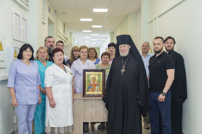 Гуманитарная поездка епископа Николая в новые регионы Российской Федерации 