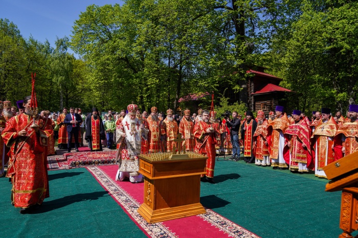 Патриаршее богослужение на Бутовском полигоне