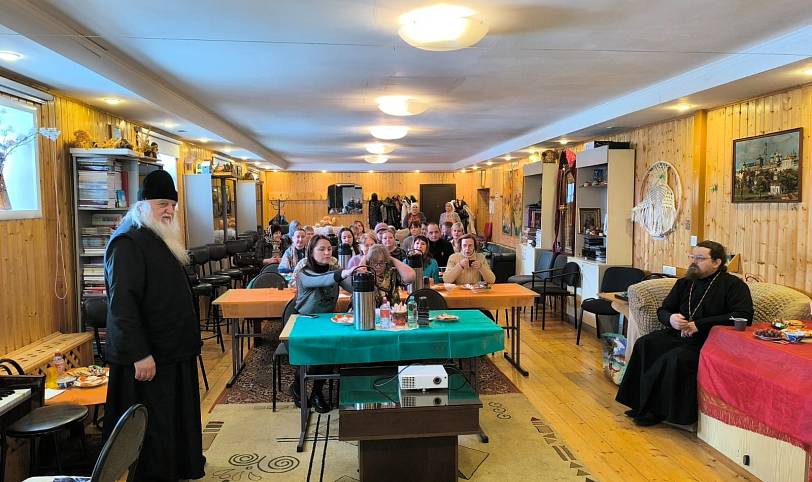 Поездка родственников участников СВО в Никольский храм деревни Большая Дубна