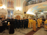 Архиерейское богослужение в Покровском храме Балашихи