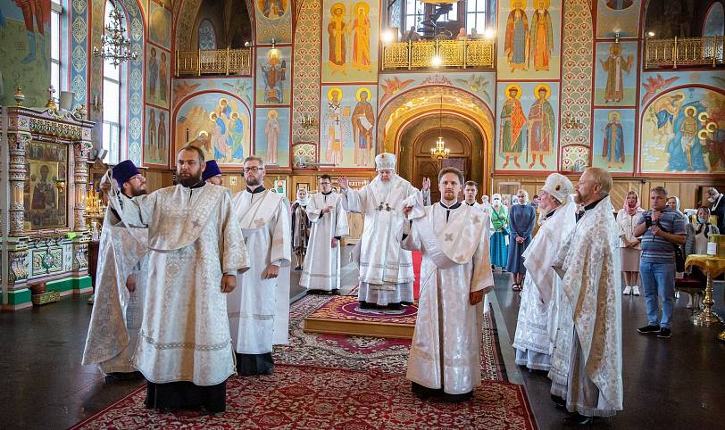 Архиерейское богослужение в Троицком соборе г. Щелково