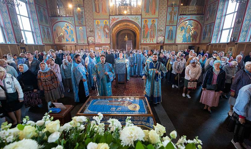 Престольный праздник в Троицком соборе города Щёлково