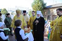 Соборное служение Божественной литургии архиереями Московской митрополии в Богоявленском соборе города Ногинска