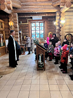 Экскурсия для воспитанников детского центра в Неопалимовском храме Балашихи