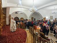 Архиерейское богослужение в Троицком храме Реутова