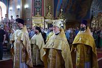 Соборное служение Божественной литургии архиереями Московской митрополии в Богоявленском соборе города Ногинска
