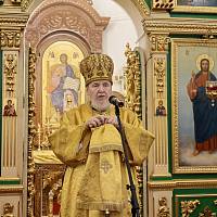 Архиерейское богослужение в храме преподобного Саввы Сторожевского микрорайона Заря 