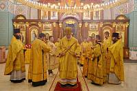 Архиерейское богослужение в Троицком храме Дрезны 