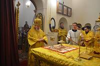 Архиерейское богослужение в храме преподобного Саввы Сторожевского микрорайона Заря 