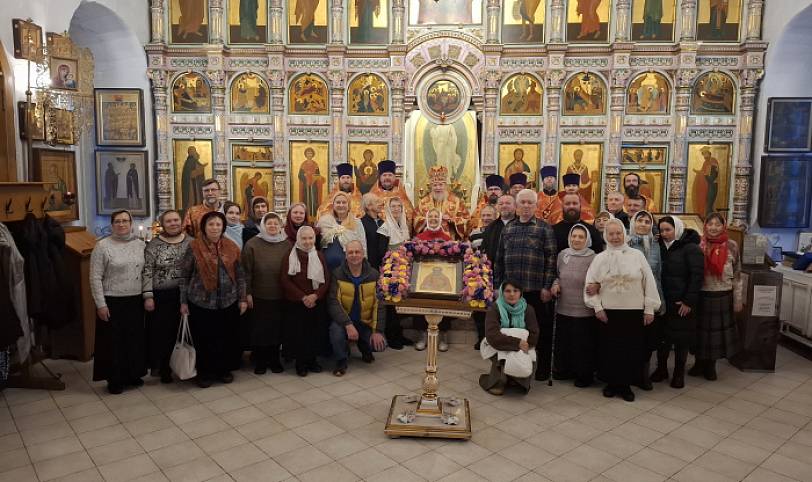 Архиерейское богослужение в Никольском храме деревни Полтево 