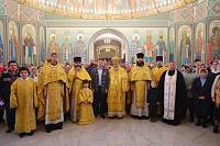 Архиерейское богослужение в Троицком храме Дрезны 