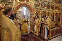 Архиерейское богослужение в Троицком храме г. Реутов 